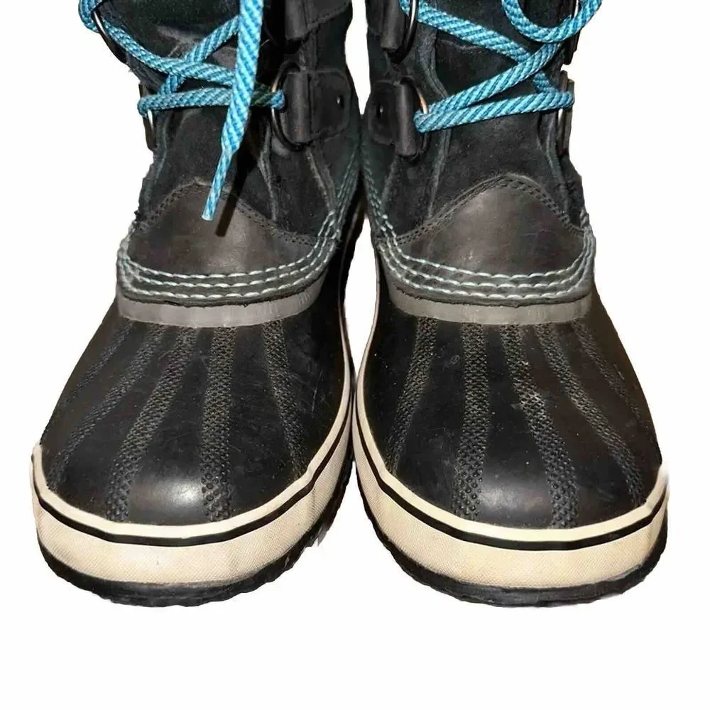 Sorel stylish black